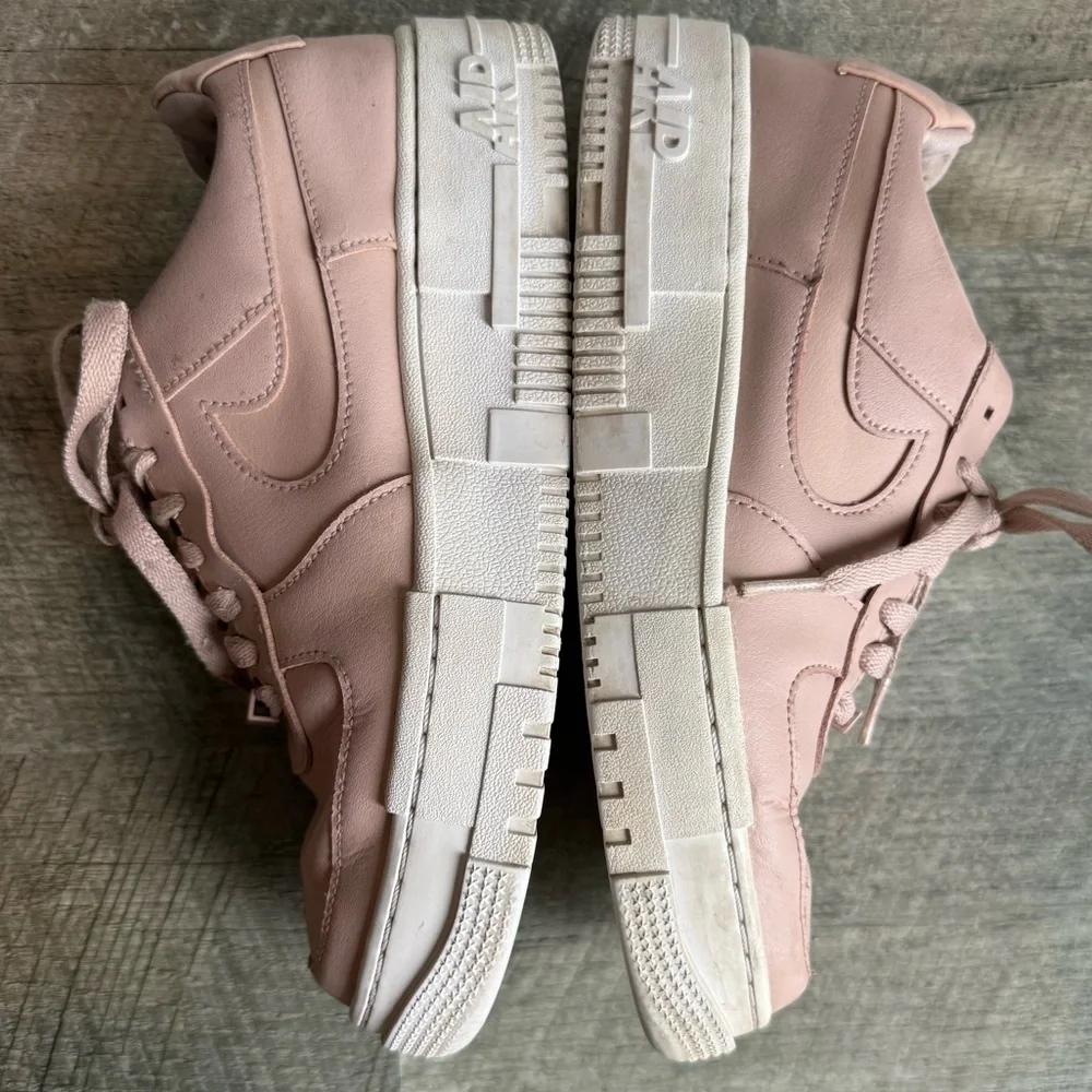 Nike Air Force 1 Pixel Women’s 8 Particle Beige Pink Platform Leather Sneakers
